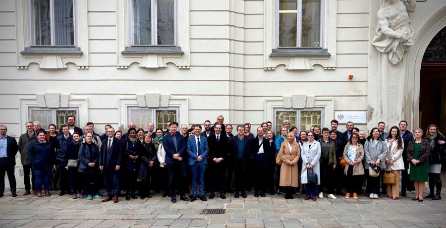 BFG trifft BMF und VwGH: Erfahrungsaustausch im Winterpalais und in der Böhmischen Hofkanzlei.